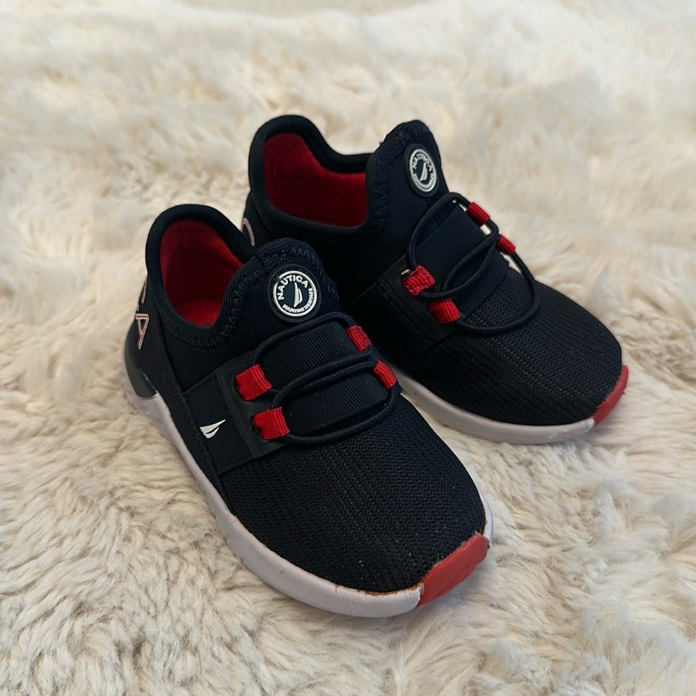 Nautica Toddler Slip On Sneakers Size 7